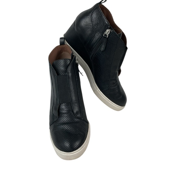 Linea Paolo Felicia Black Perforated Leather Wedge Sneaker, Size 8 - Picture 15 of 15